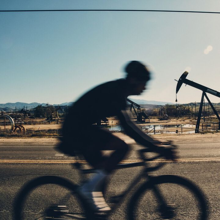 Boo Johnson: when Skateboarding meets Cycling